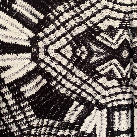 Cluny Dress - Picture 4 of 10